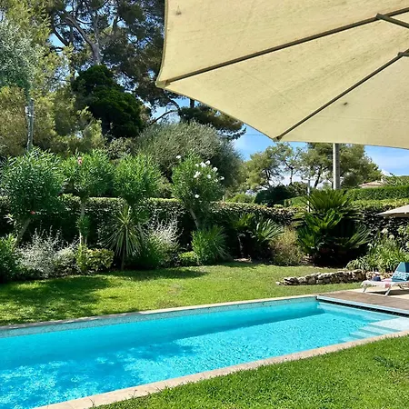 Villa De Luxe Avec Piscine - Cap D'antibes *