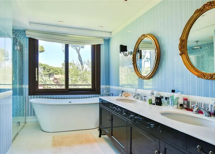 De Luxe Avec Piscine - Cap D'antibes *